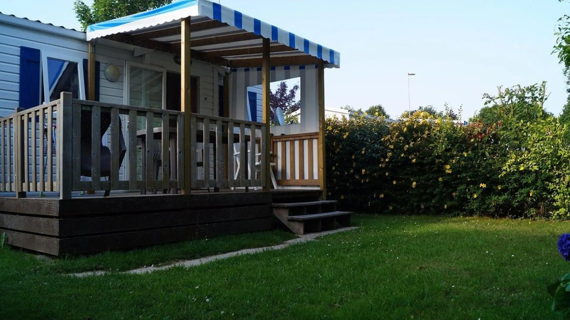 Breton House With Enclosed Garden Pordic Tatil Evi